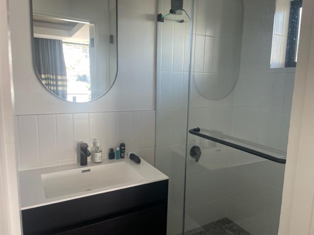 2 Bedroom Property for Sale in Sea Point Western Cape